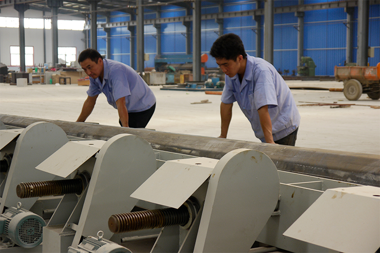 Mechanical seaming machine