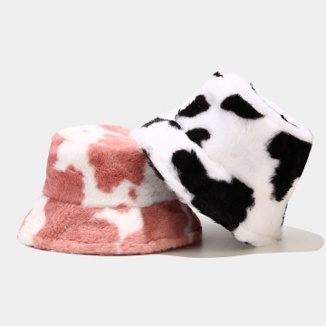 New Winter Cow Print Plush Bucket Hats for Women Tourism Outdoor Warm Hat Soft Velvet Fisherman Cap Lady Fashion Panama Present