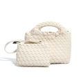 https://www.bossgoo.com/product-detail/oem-hand-woven-handbag-set-63196049.html