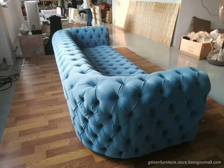 Scandinavian Design Chester Moon Sofa