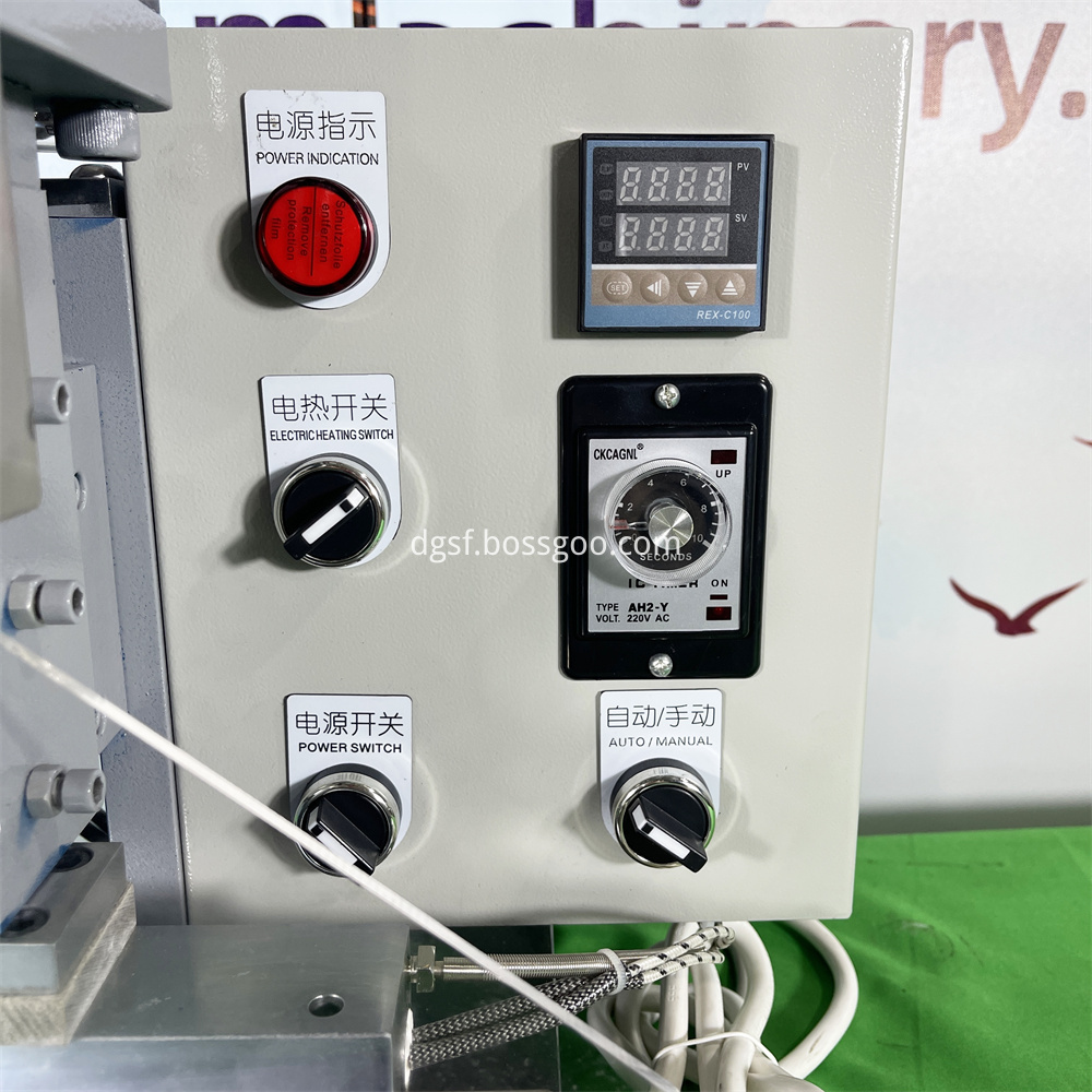 Pneumatic Die Cutting And Emobossing Creasing Machine 4 Jpg