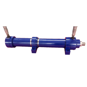 Horizontal clamping hydraulic cylinder
