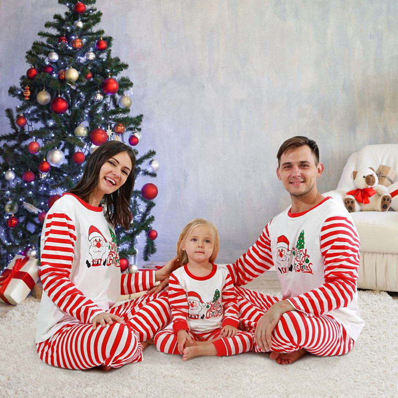 Family Matching Outfits 2020 Christmas Family Look Fatehr Son Mother Daughter Men Women Child Pajamas Set Family Clothes