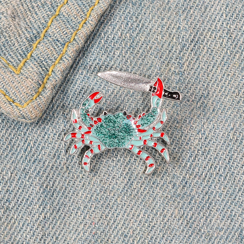 Cartoon Punk Animal Real Crab Dagger Fun Enamel Brooch Custom Jewellery Alloy Badge Clothes Bag Pin Accessories Gift For Friend