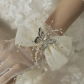 Women's elegant butterfly beaded white mesh glove female spring summer vintage sunscreen driving glove R3374