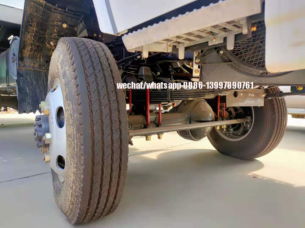 4X4