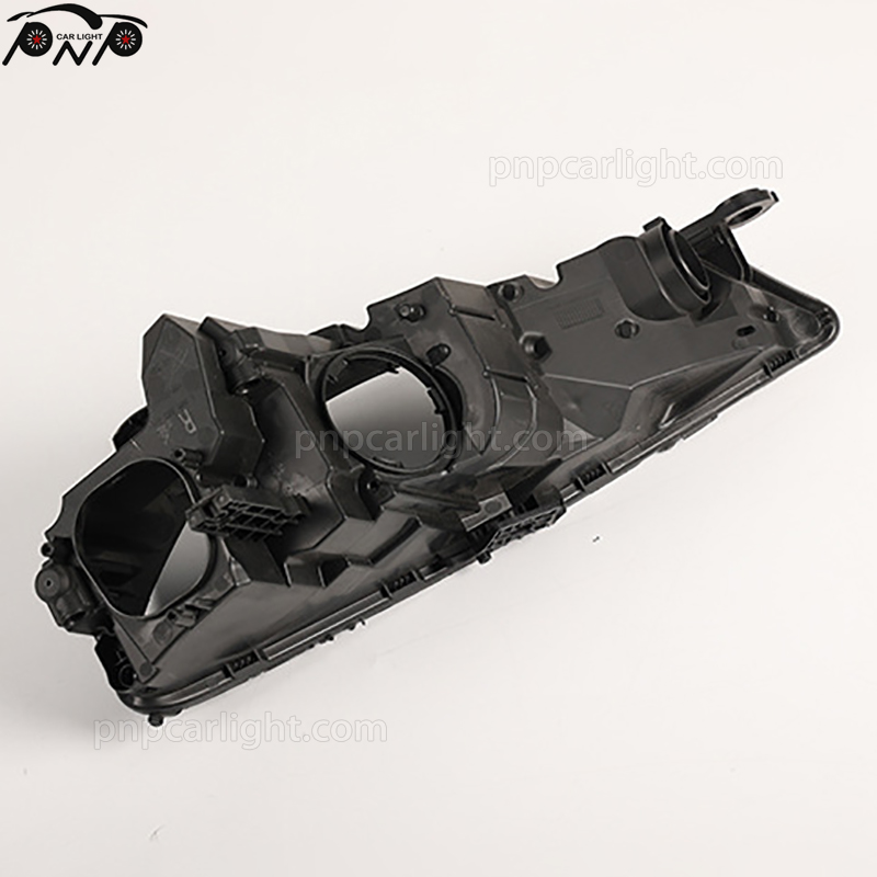 Audi A4 3.0 TDI headlgihts shell