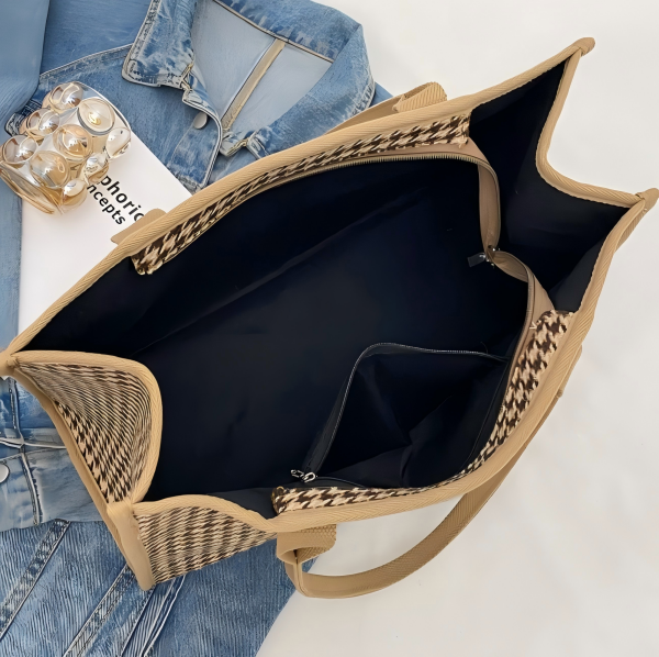 Versatile and simple women's tote bag
