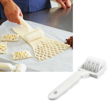 Newly 1Pc DIY Plastic A Mesh Modeling Dough Cutter Cake Hob Fondant Mold Tool Baking Tool Pizza Tools Net Roller Lattice