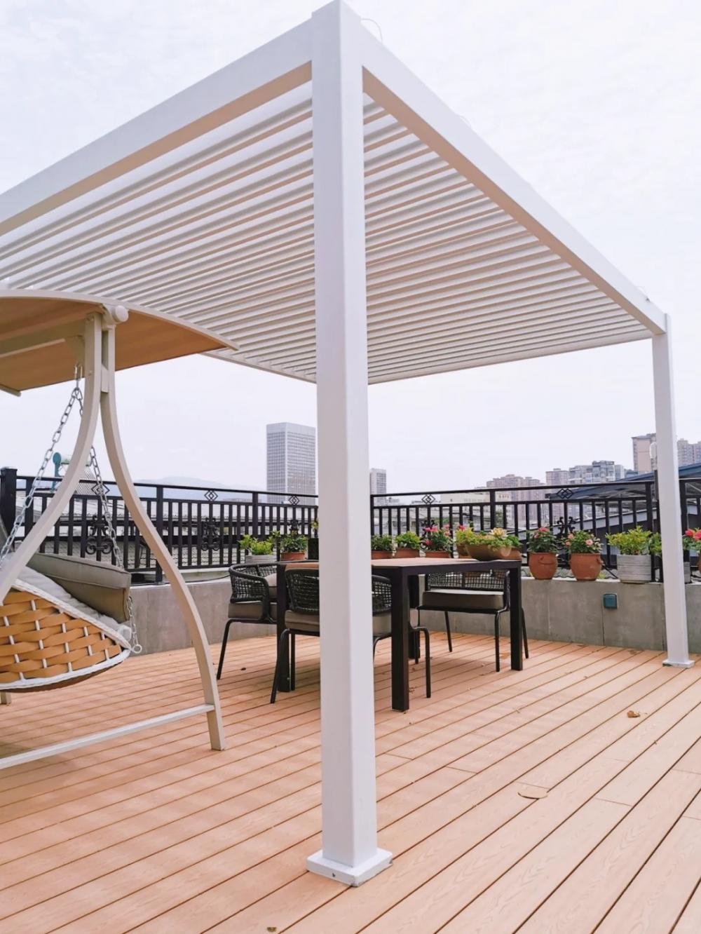 Louvered Gazebo (94)