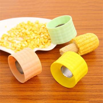 Kitchen Gadgets Corn Kernel Thresher Creative Corn Grain Thresher Green Yellow Random Kitchen Essential Artifact Thresher