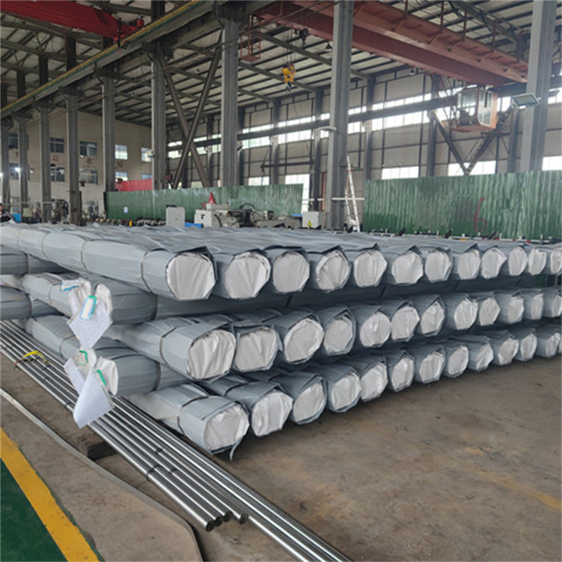 Bulk export packing of AISI 4140 chrome moly alloy steel round bar factory stock