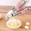 Housewife Handy Garlic Pulp Tool Kitchen Smart Garlic Press Plier Restaurant Easy Garlic Clamp