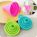 Protable Mini Silicone Foldable Funnels Collapsible Style Funnel Hopper Kitchen Cooking Tools Accessories Gadgets Random Color