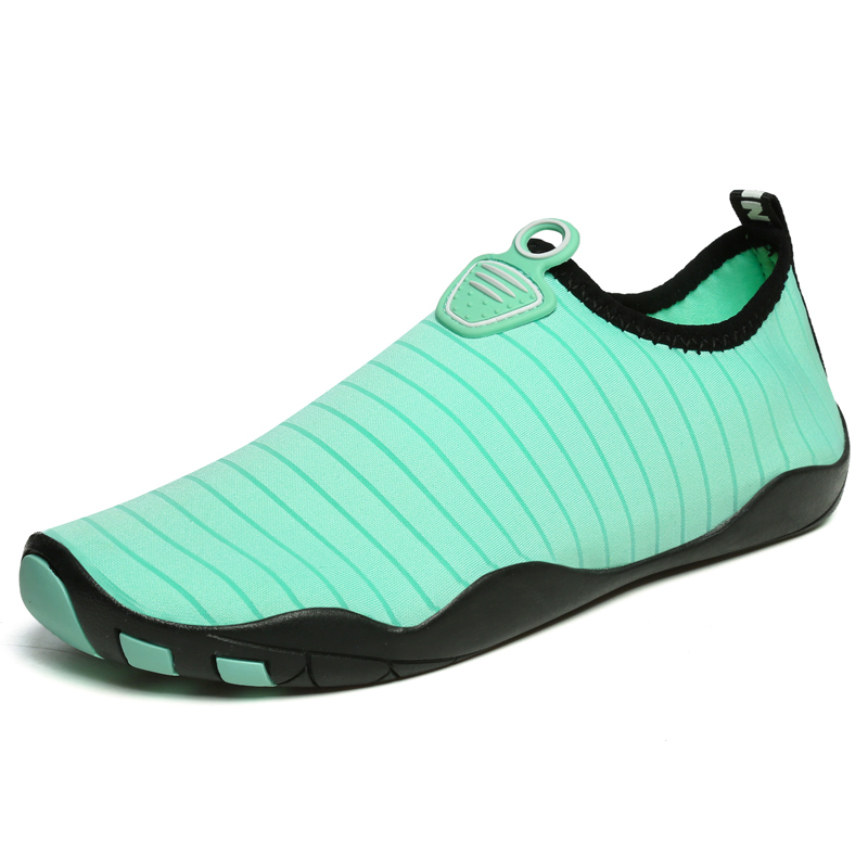 New Fashion Water Shoes Summer Aqua Shoes Men Breathable Upstream Shoes Slip on River Sea Beach Sandals Woman Diving Swimming