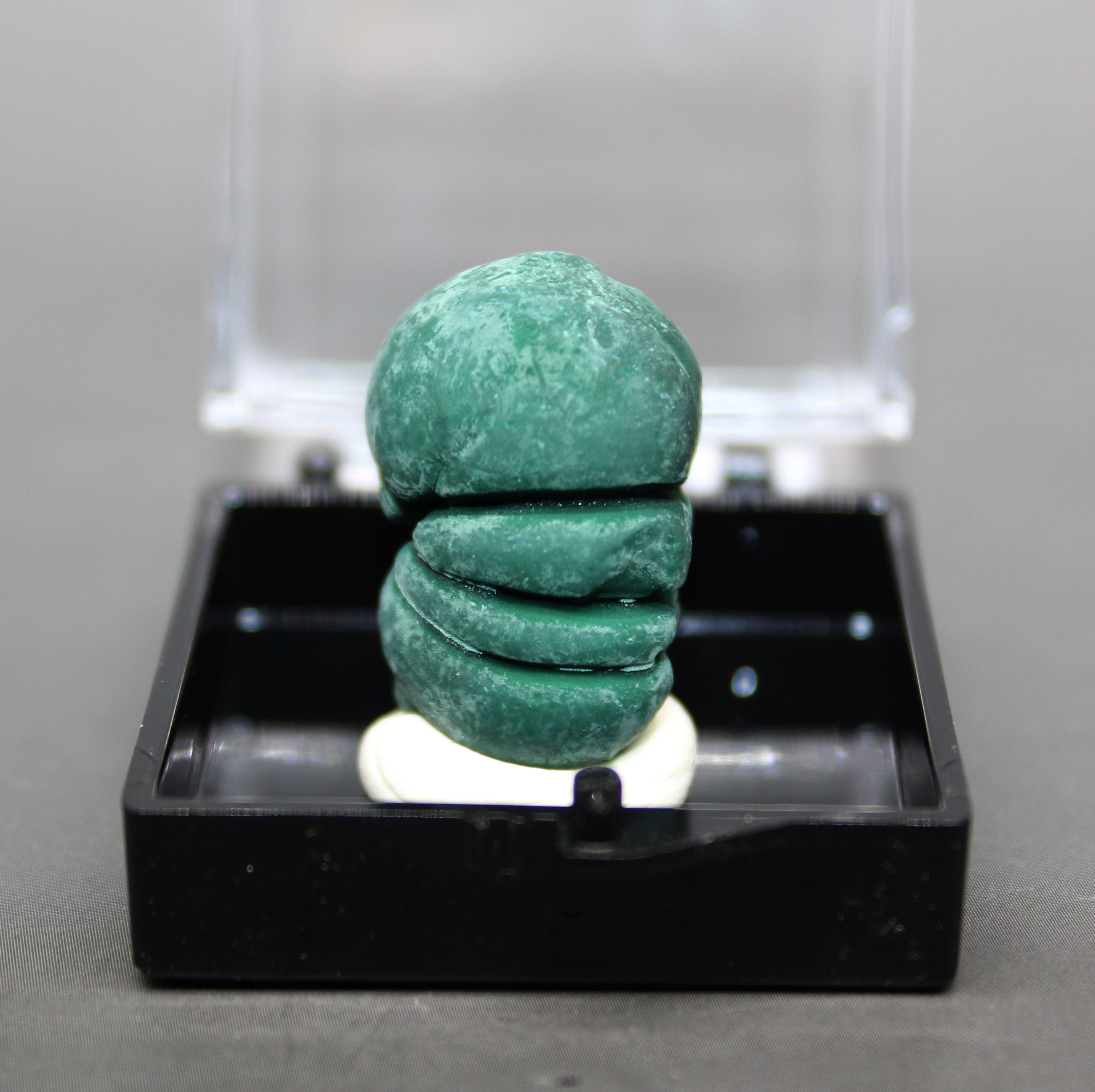 special offer! 100% Natural malachite mineral specimen crystal Stones and crystals quartz Healing crystal box size 3.4cm