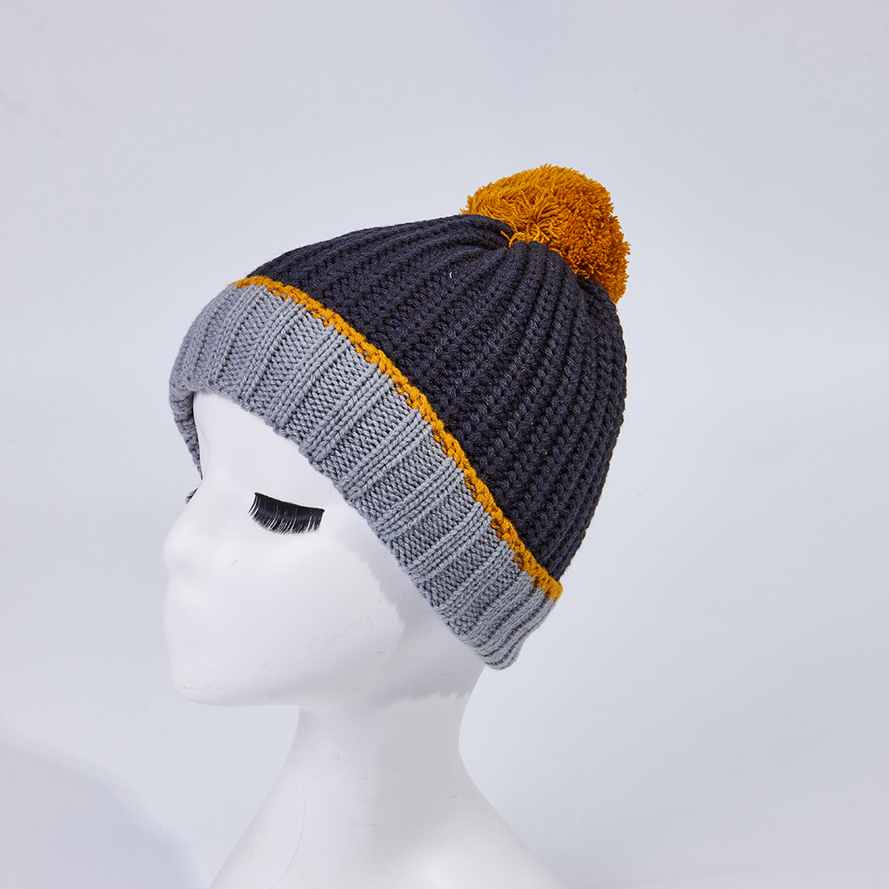 Cf M 0051 Knitted Hat 12