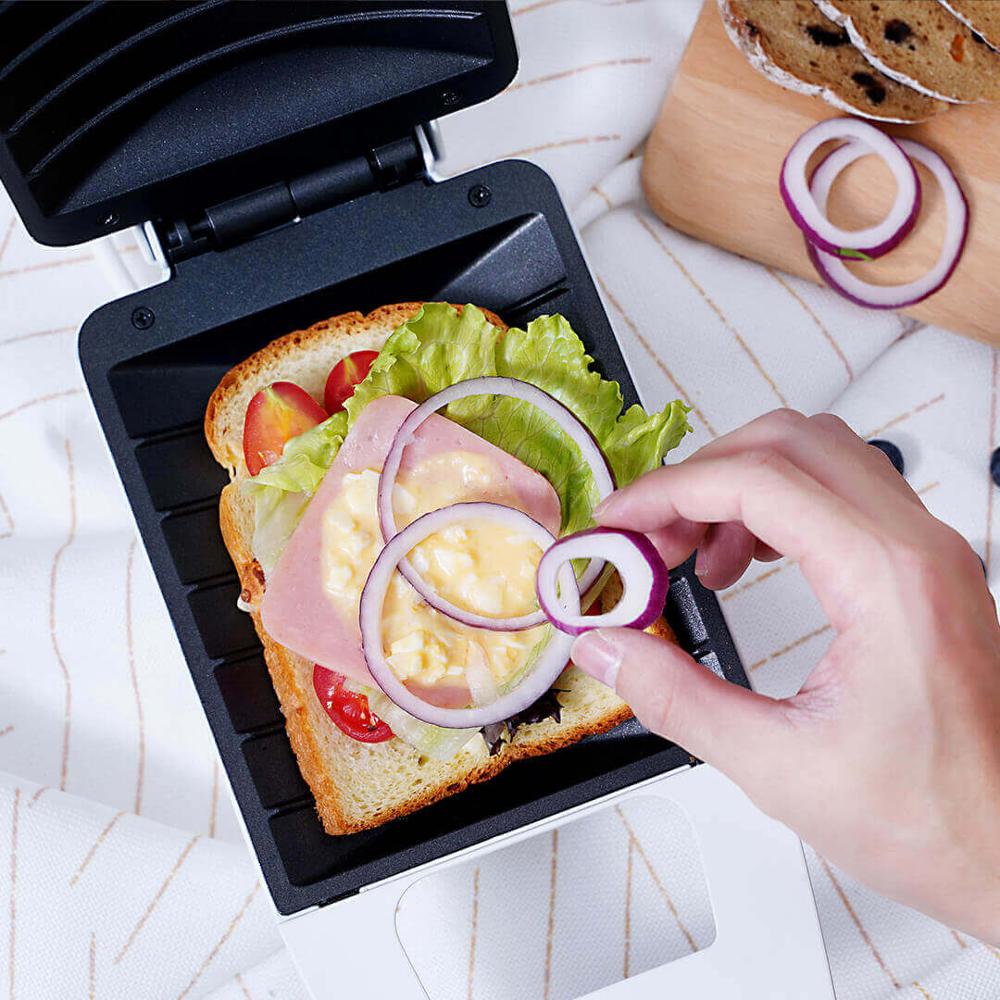 Original Youpin Pinlo 420W Mini Sandwich Machine Kitchen Breakfast Bread Maker Curved Surface Toaster Frying Egg Maker Home Use