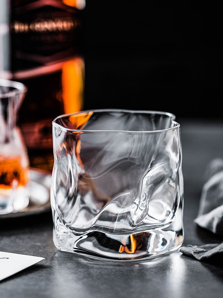 Whisky Glass Crumple Whiskey Tumbler Glasses Irregular Folds Verre Vodka Cups Personality Brandy Snifters Iced Whisky Rock Glass