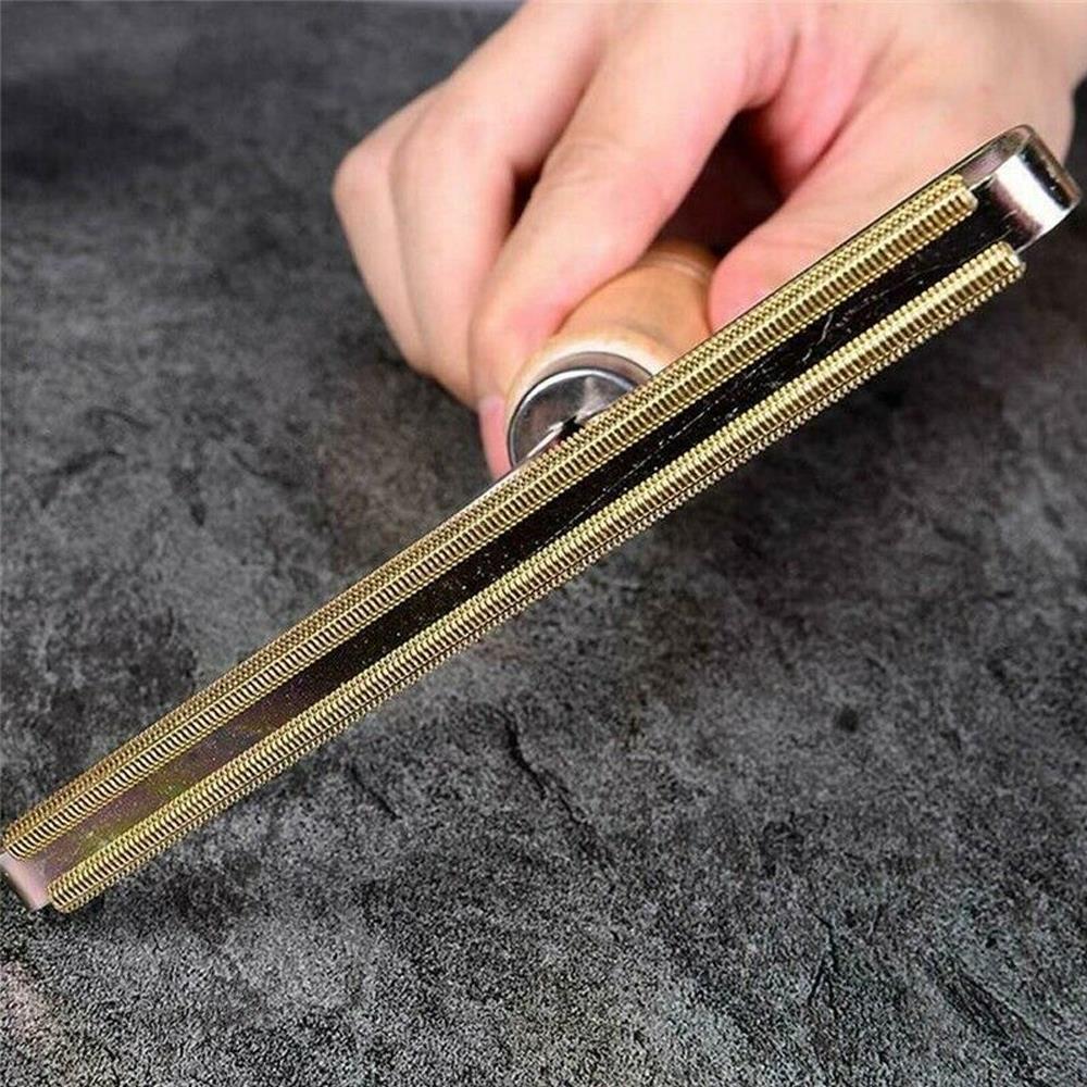 Manual Lint Remover Trimmer Shaving Simple Woolen Coat Shaving Device Machine Wooden Convenience Clothes Portable Lint Remover