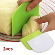 2PC Plastic Dough Scraper Cream Smooth Cake Spatula Baking Pastry Tools Kitchen Butter Knife Dough Cutter Baking Pastry Tools