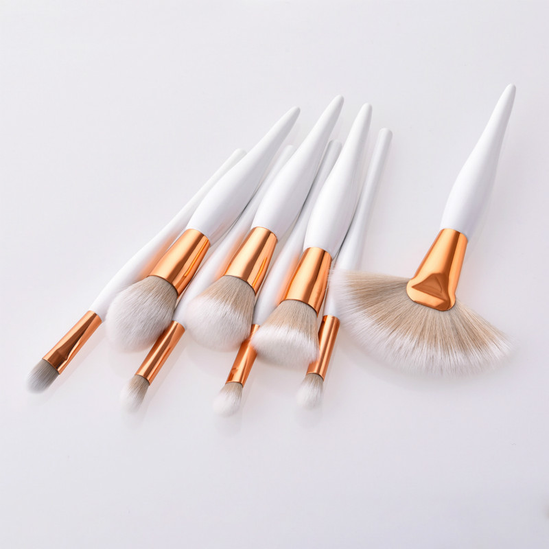 4/8 Pcs Makeup Brush Kit Soft Synthetic Hair Wood Handle Makeup Brushes Foundation Powder Blush Eyeshadow Cosmetic Makeup Tool