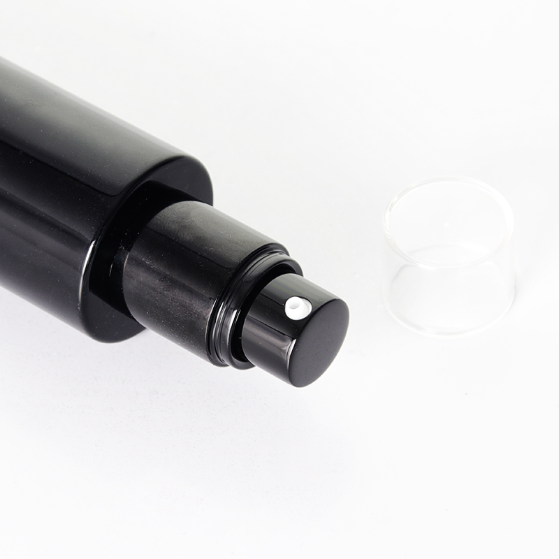 Black Flat Shoulder Lotion Bottle With Transparant Overcap1 Jpg