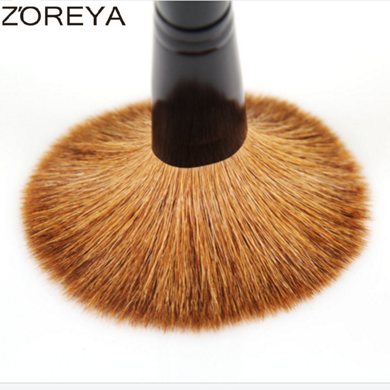 ZOREYA Brand Natural Goat Hair Powder Brush Superior Mineral Blush Brush As Durable Makeup Tool
