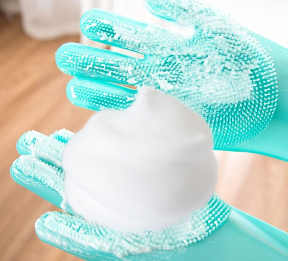 Hands on Pet Grooming Gloves