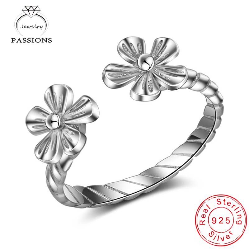 LYNNE Jewelry Fashion 925 Sterling Silver Twist Petal Rings Double Flower Wishbone Open Resizable Toe Ring Women Exquisite Gift