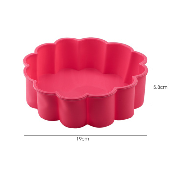 Creative Flower Shape Wave Edge Cake Mold Random Color Silicone Round Bakeware DIY Desserts Mold Mousse Bread Mould Baking Tools