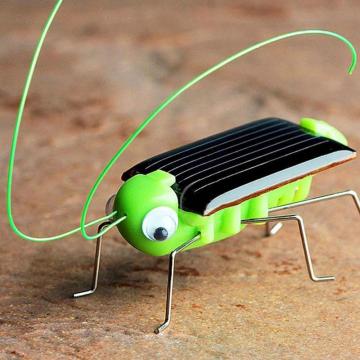 1 Pcs Children Baby Solar Power Energy Insect Grasshopper Cricket Kids Toy Gift Solar Novelty Funny Gag Toys