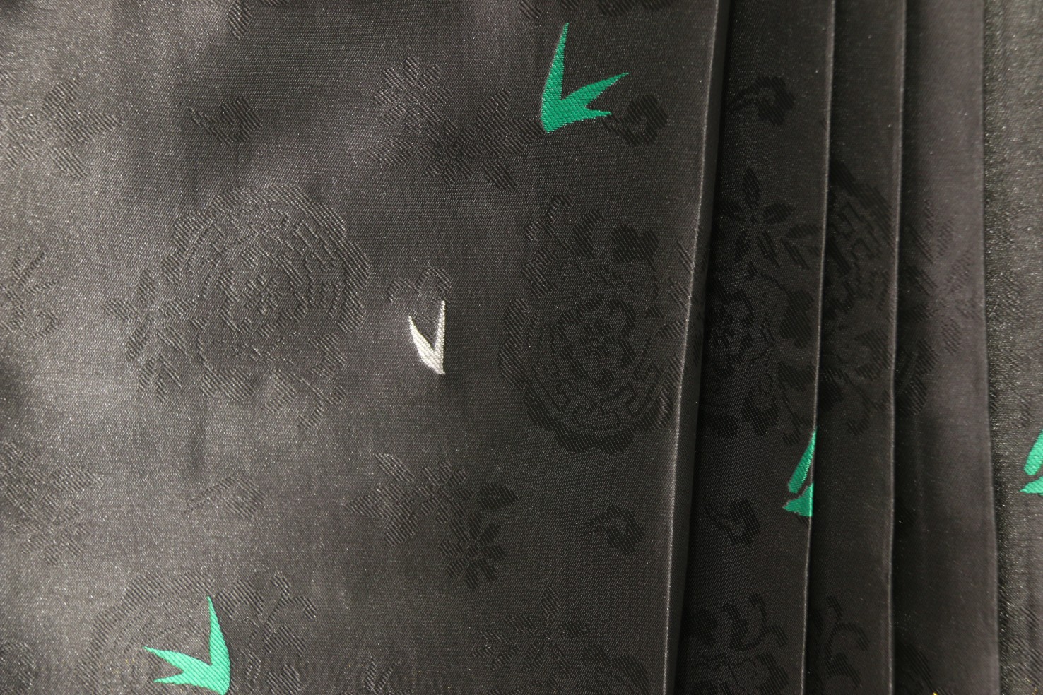 chinese horse face skirt