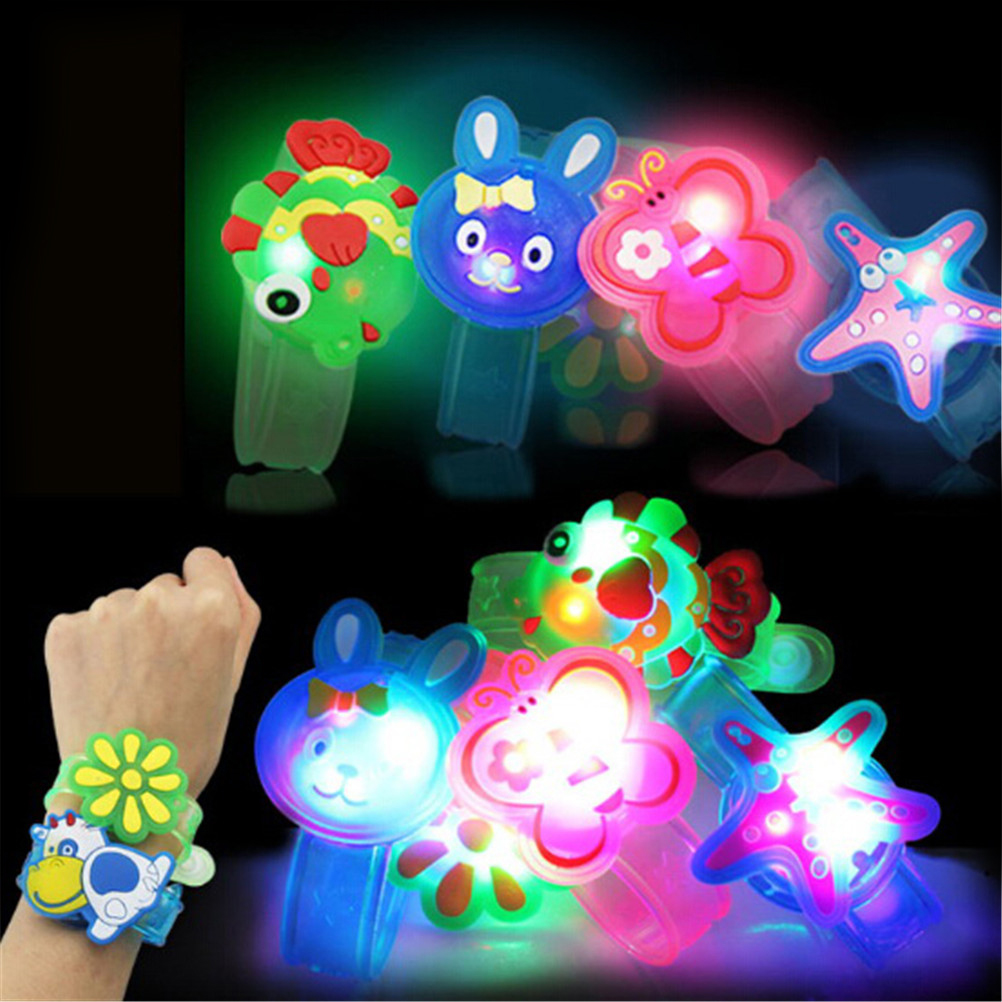 1 Pcs Cartoon Flashlight LED Wrist Watch Bracelet Halloween Kids Gift Bracelets Fluorescent Event Festive Party Supplies Decor