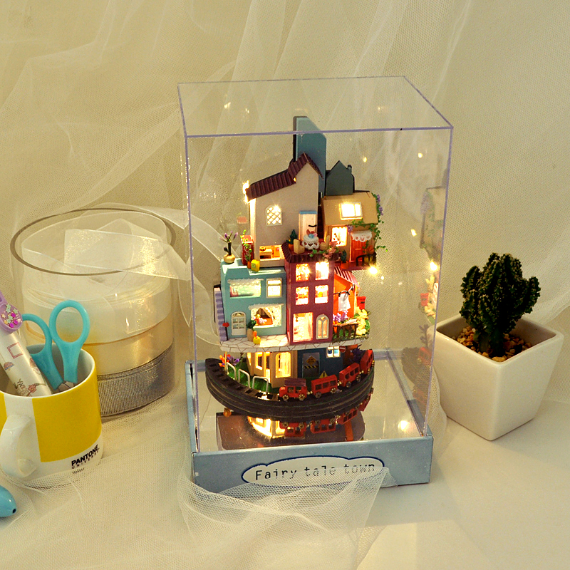 Cutebee DIY DollHouse with Dust Cover Doll House Miniature Dollhouse Furniture Toys for Children New Year Christmas Gift Casa