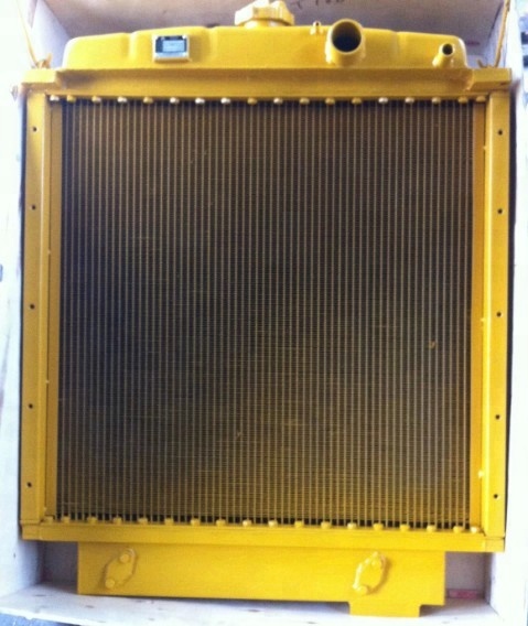 Komatsu bulldozer radiator D85A-18 154-03-00080
