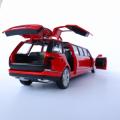 1:32 Alloy Diecast Toy Car Limousine Stretch SUV Model Toy Metal Vehicle Pull Back With Sound Light Toys For Kids Gifts