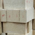 https://www.bossgoo.com/product-detail/high-quality-refractory-castable-refractory-raw-57574633.html