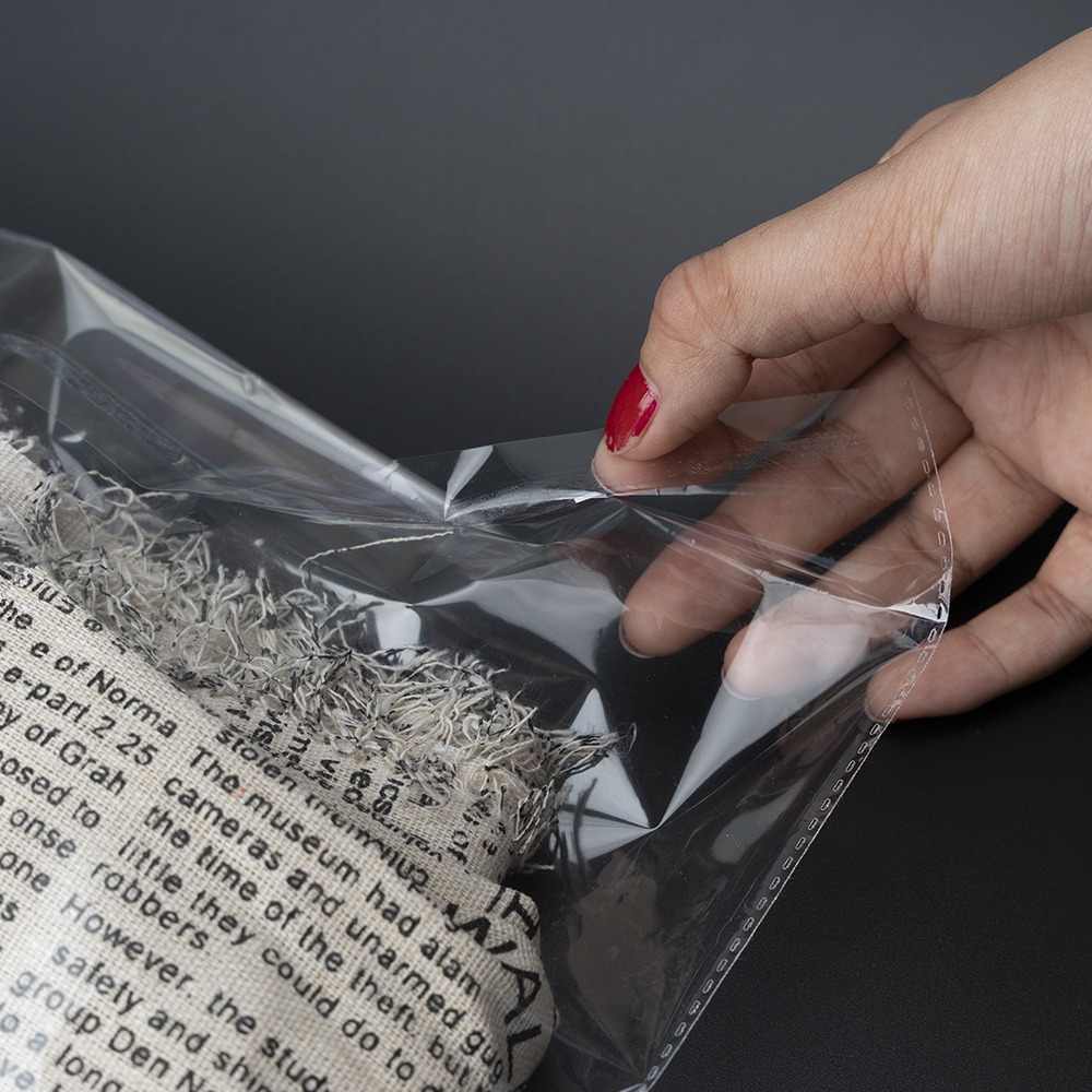 plastic bags for clothes