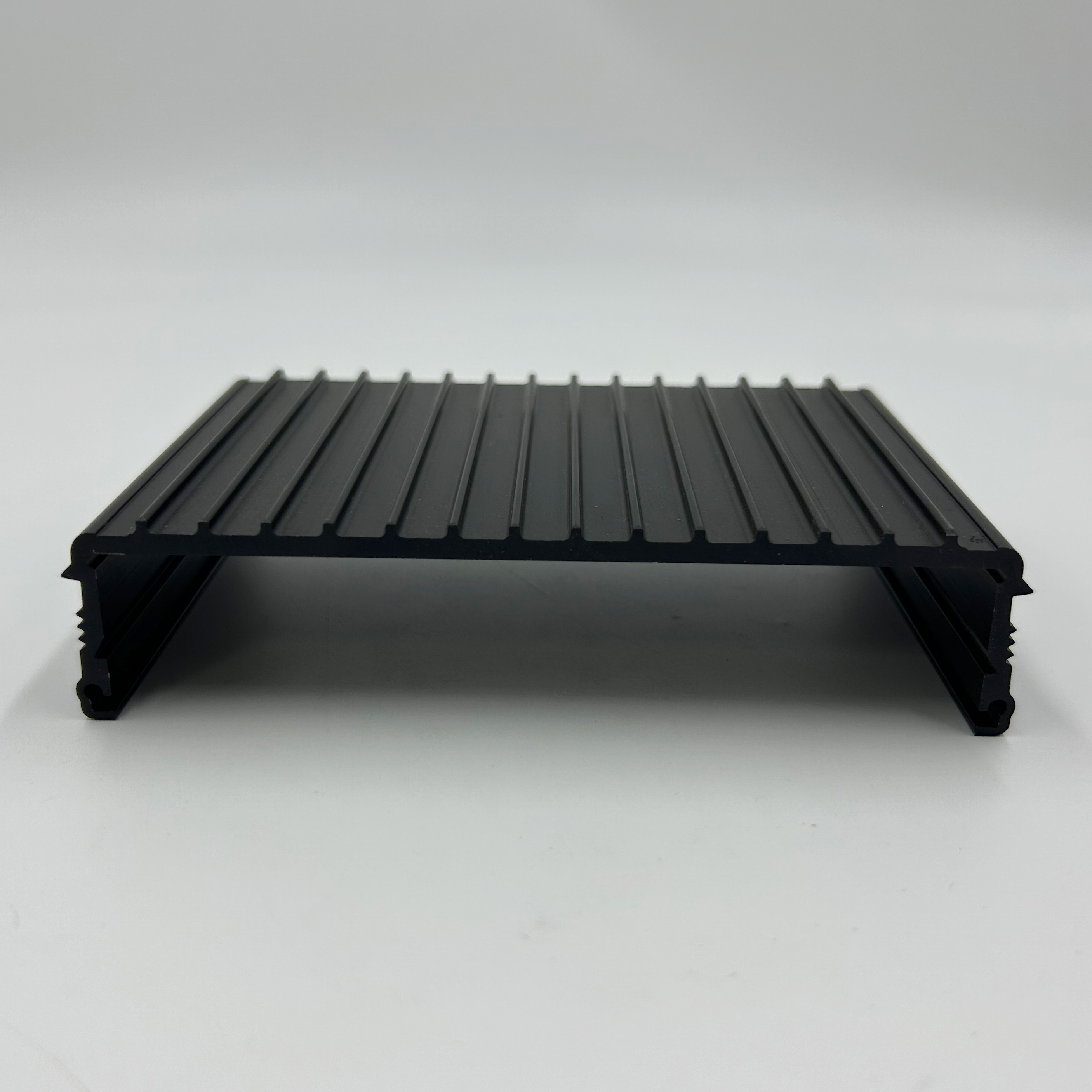 Aluminum heat dissipation profile