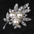 new rhodium plated vintage pearl rhinestone flower brooches for women high quality party brooches new design