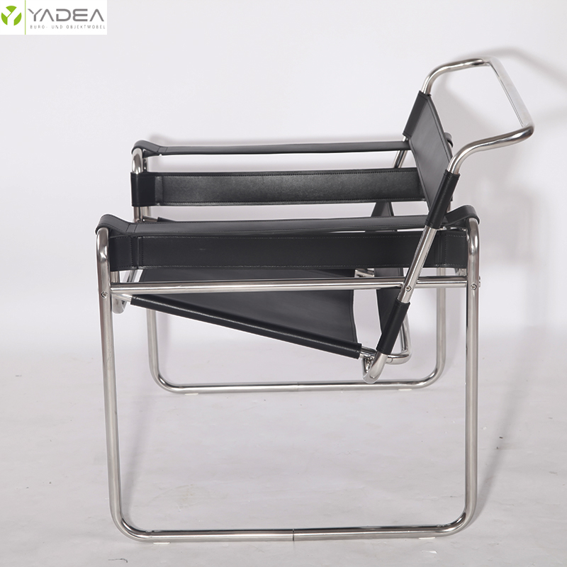 Saddle leather wassily chair