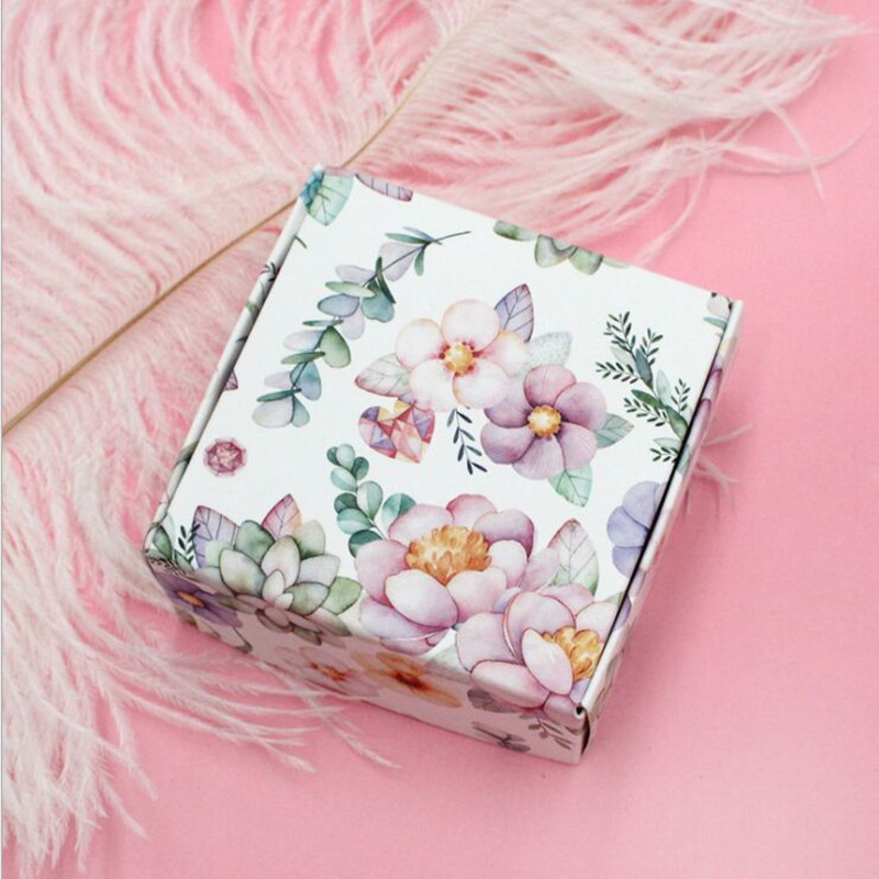 Paper wedding candy box 65x65x30mm 20pcs packing new style for flamingos /flower /heart/rabbit beautiful shape print plane box