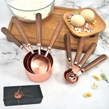 4pcs/set Rose Gold Measuring Cups Measuring Spoon Scoop Walnut Wooden Handle Kitchen Measuring Tool Plating Measuring Cups Spoon