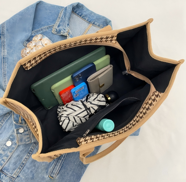 Versatile and simple women's tote bag