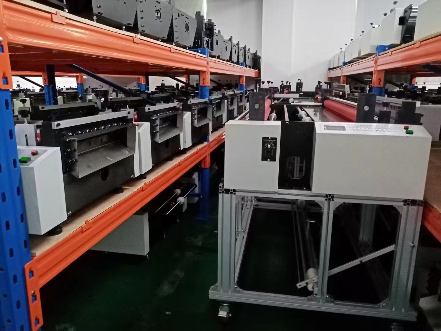 MACHINES