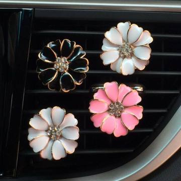 Car Ornament Daisy Flower Perfume Clip Air Freshener Automobiles Outlet Vents Fragrant Diffuser Auto Decoration Accessories Gift