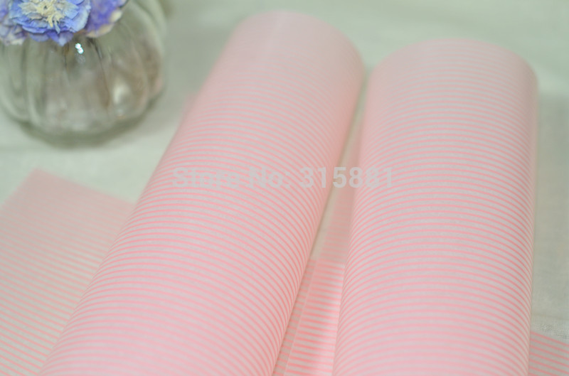 Pink fine Stripe Coating Paper For Sandwich Packaging, baking oil paper 21.8x25cm