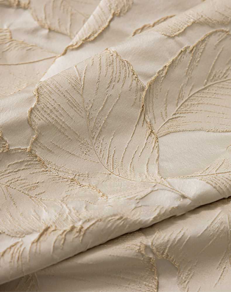 Classial Golden Eedge French Relief Jacquard Curtains