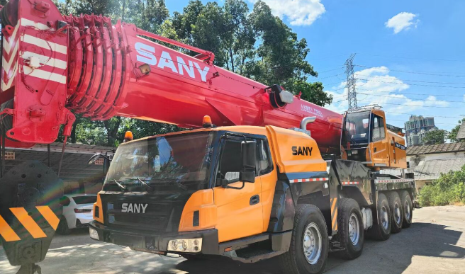 SANY SAC2000T8 SAC2200T7 crane all terrain 2